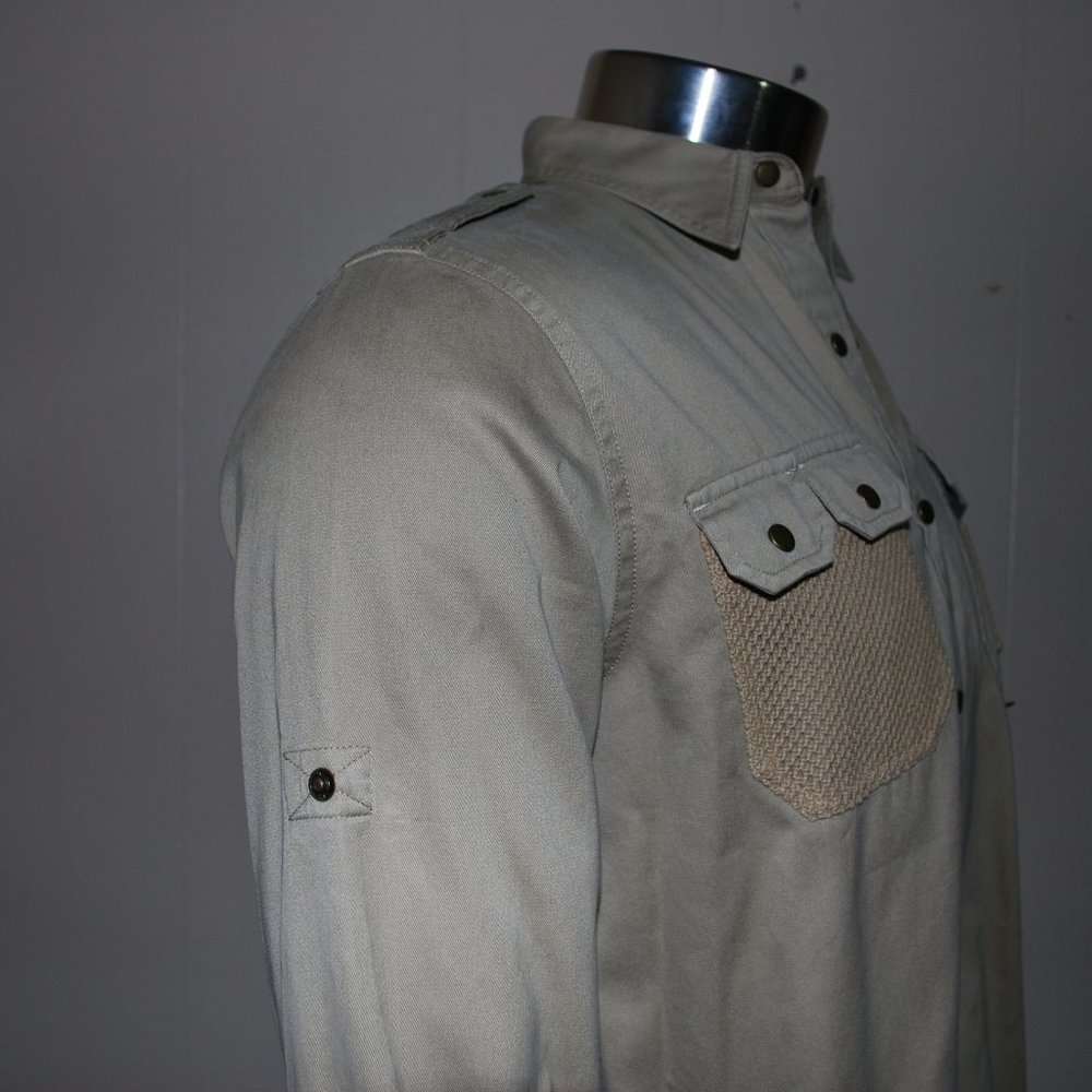 Ralph Lauren hunting button down. size Medium - Picture 3 of 7